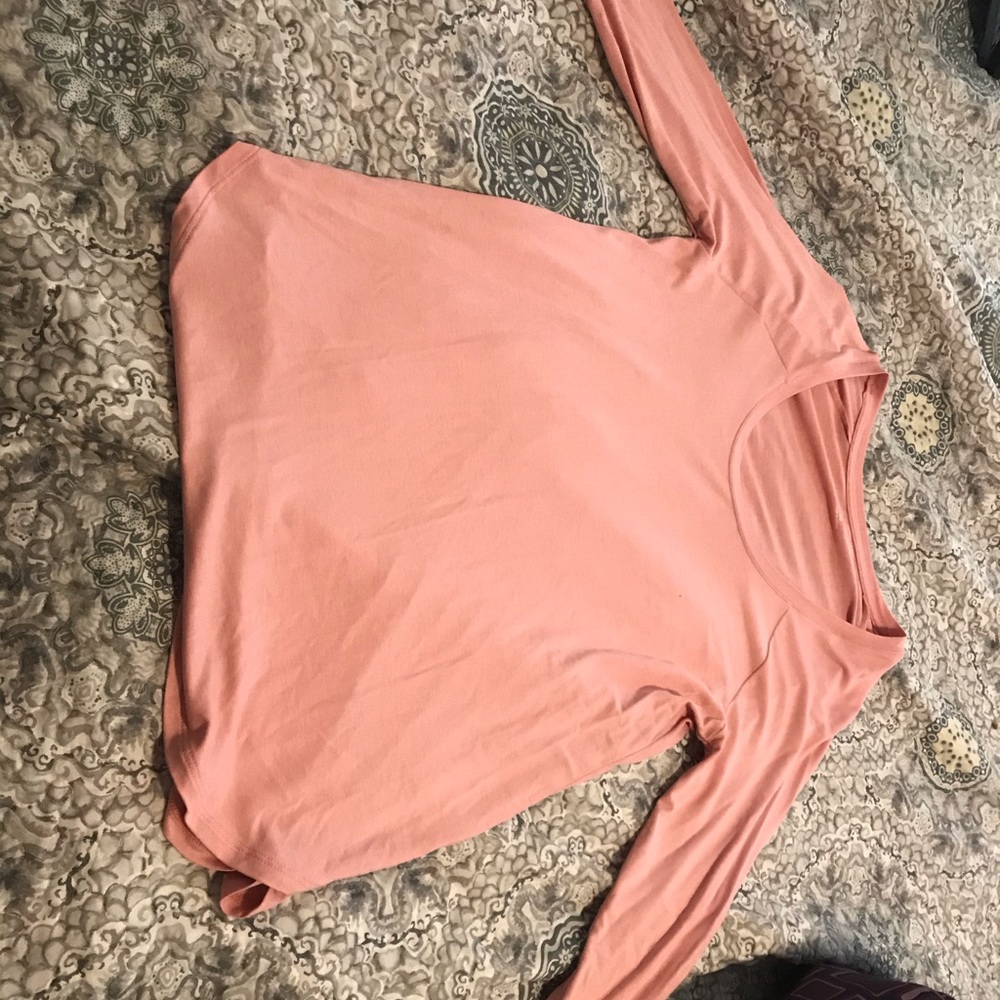 Pink shirt, quarter sleeves